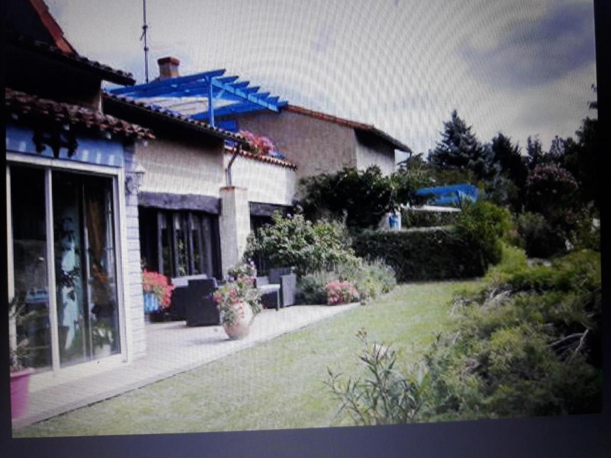 Les Pierres Blanches Bed & Breakfast Bonneuil-Matours ภายนอก รูปภาพ