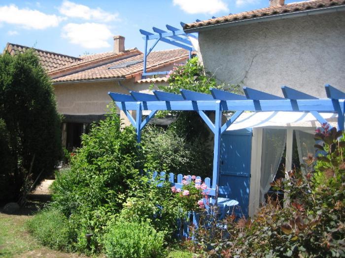 Les Pierres Blanches Bed & Breakfast Bonneuil-Matours ภายนอก รูปภาพ