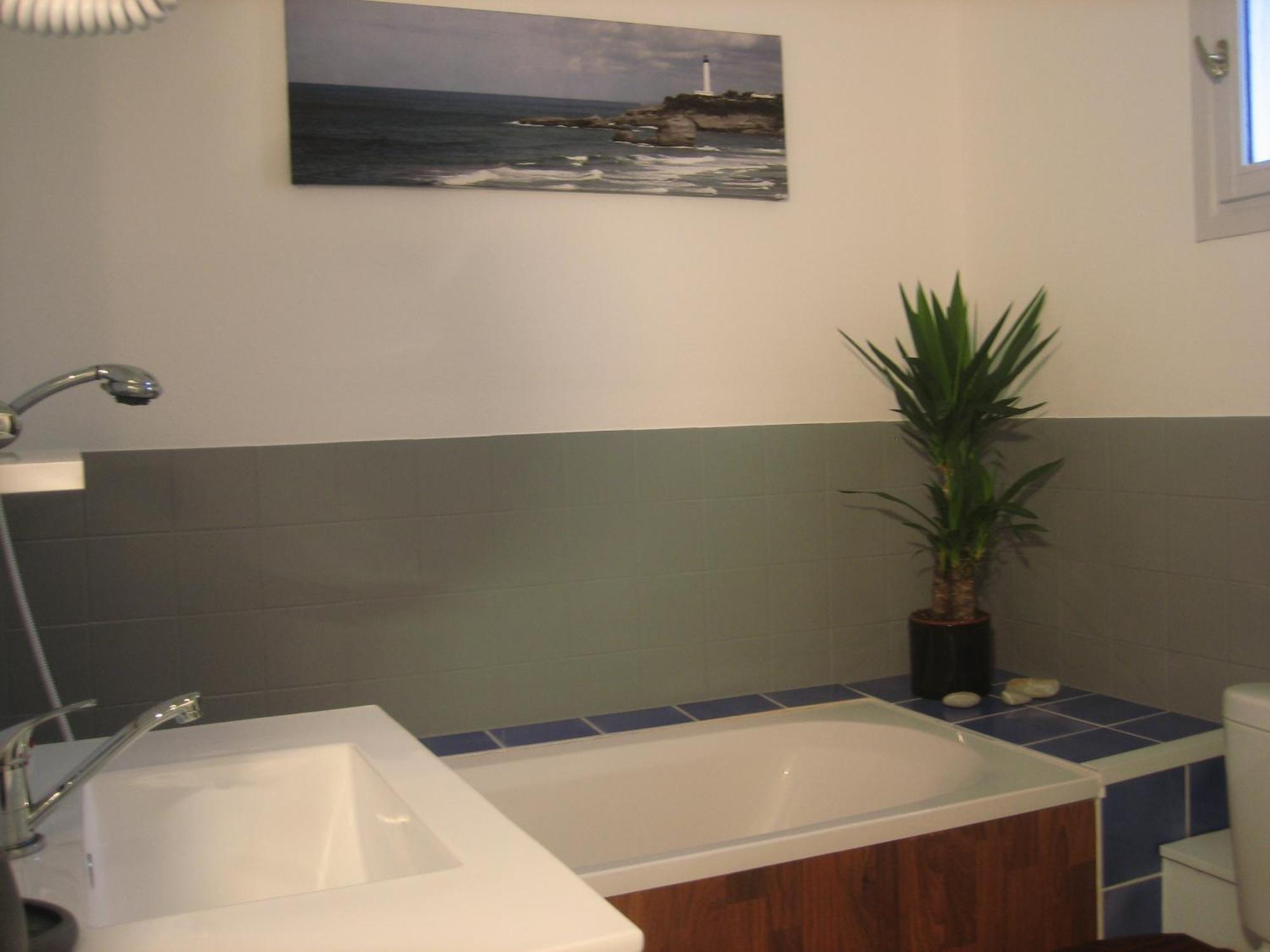 Les Pierres Blanches Bed & Breakfast Bonneuil-Matours ภายนอก รูปภาพ