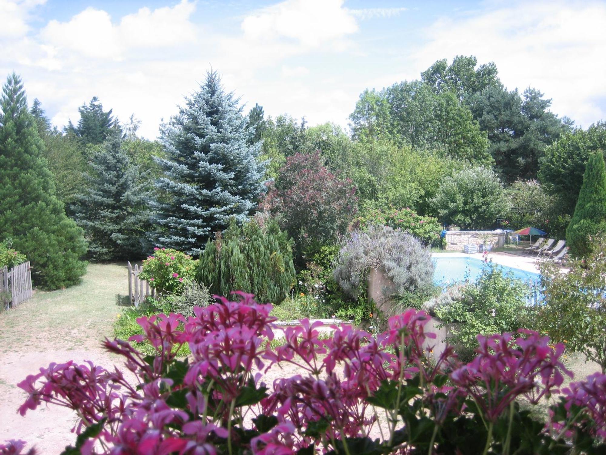 Les Pierres Blanches Bed & Breakfast Bonneuil-Matours ภายนอก รูปภาพ